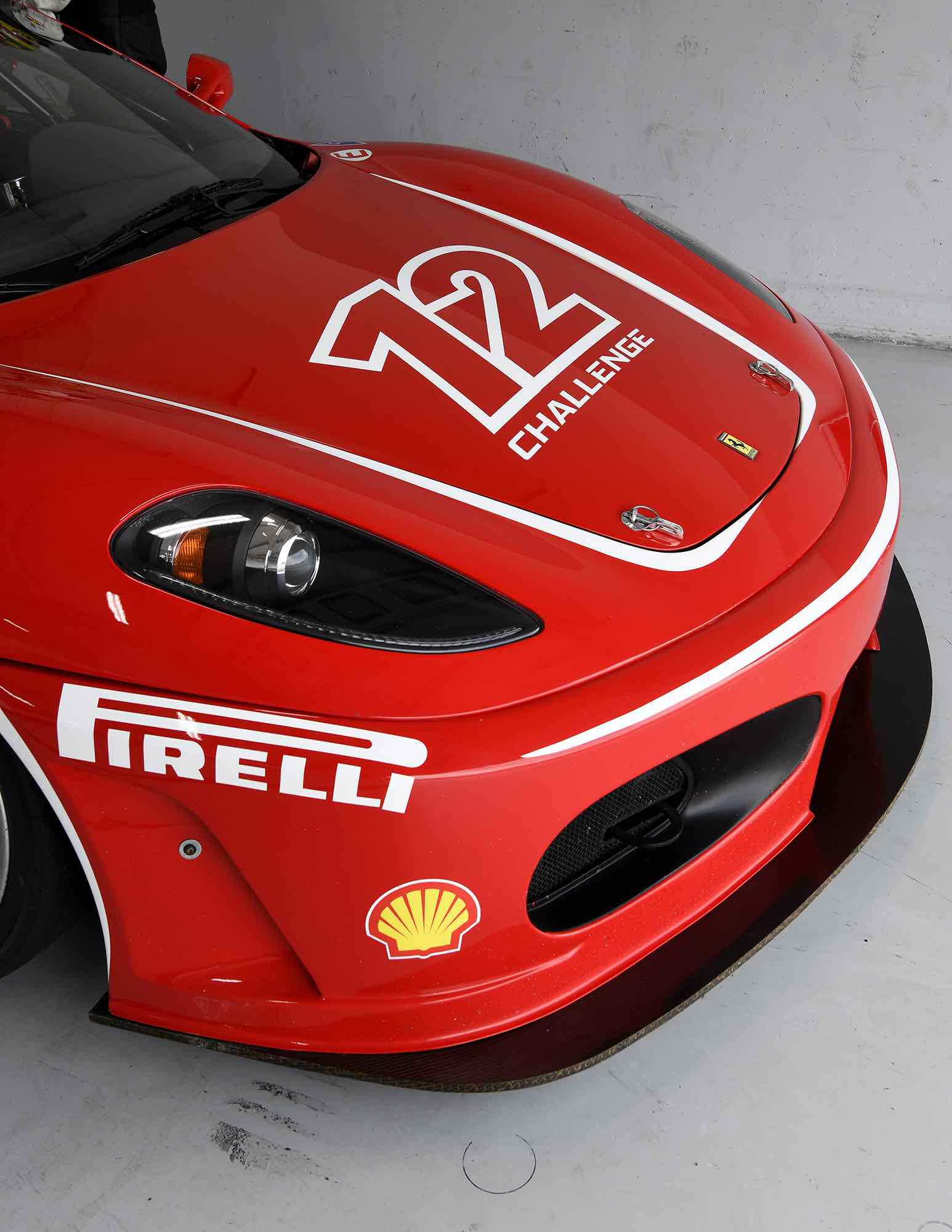 Ferrari-circuit-course-Provence
