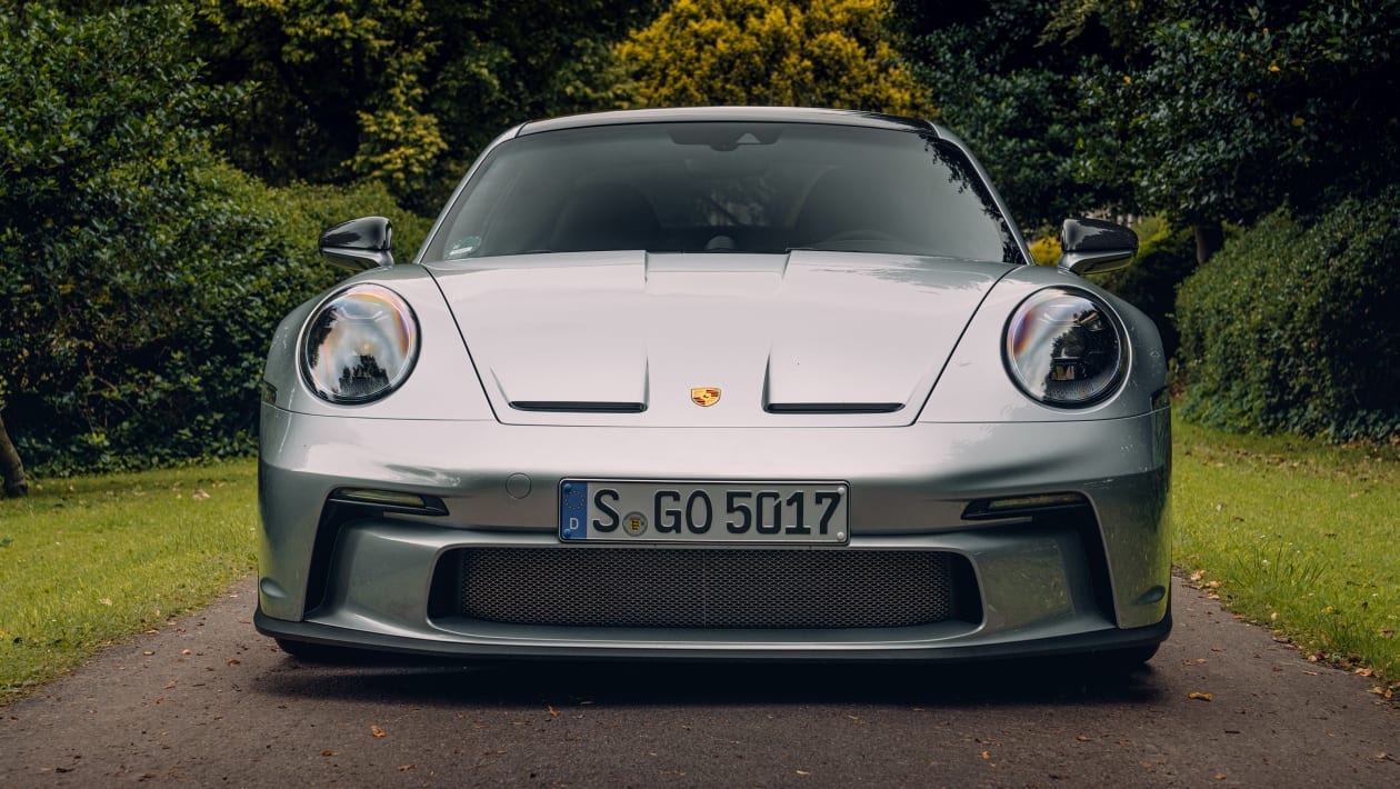 Porsche-992GT3 Touring